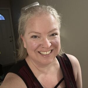 Meet your Posher, Dori